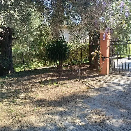 Homestay εξοχικό στο βιρο κέρκυρας Kastania (Corfu)