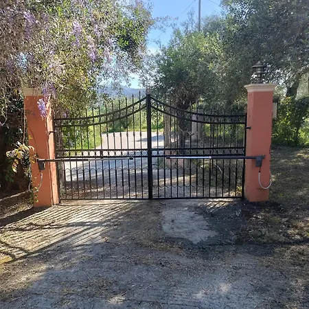 εξοχικό στο βιρο κέρκυρας Homestay