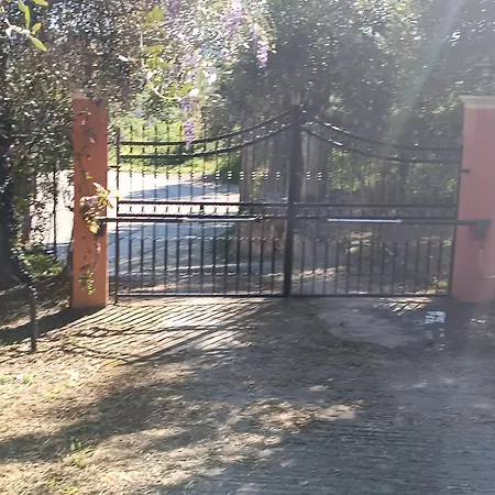 εξοχικό στο βιρο κέρκυρας *