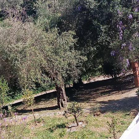 εξοχικό στο βιρο κέρκυρας *
