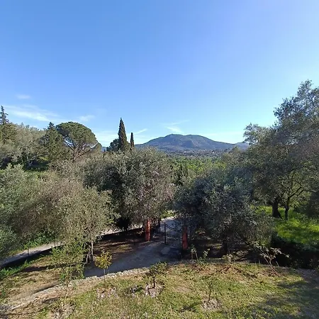 εξοχικό στο βιρο κέρκυρας